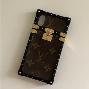Louis Vuitton iPhone X Trunk Case
